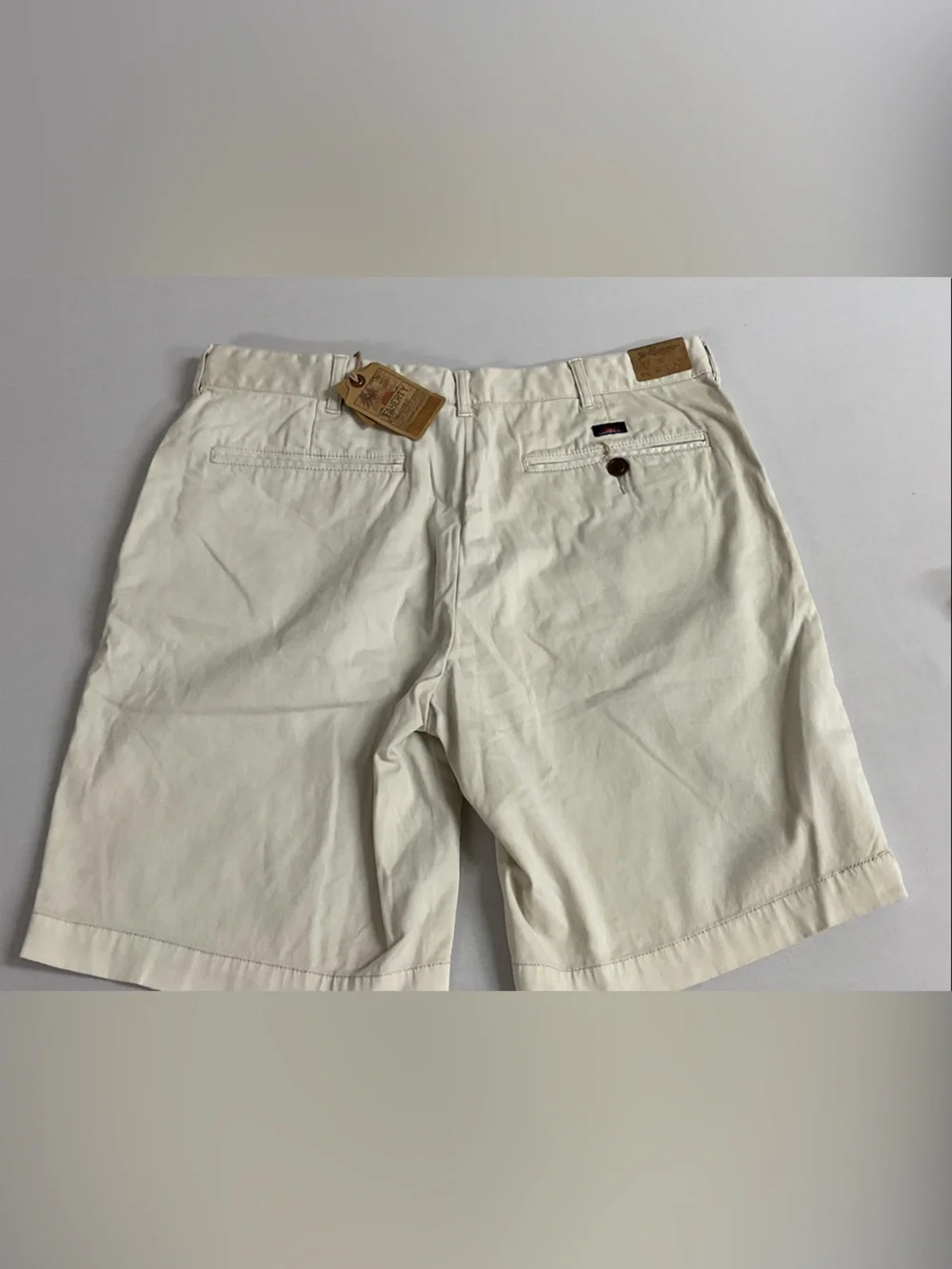 Brand New-Men’s Faherty Stone Flat-Front Chino Shorts
